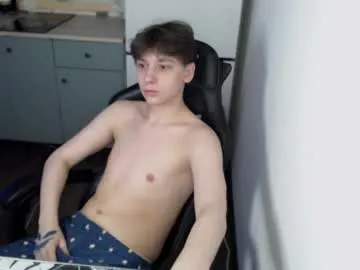 alex_islive – webcam model profile photo Image 3