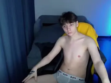 alex_islive – webcam model profile photo Image 4