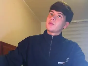 AbrilSilva – webcam model profile photo Image 6