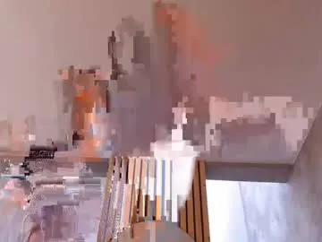 LennaVoss – webcam model profile photo Image 5