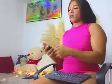 isabella_glam – webcam model profile photo Image 2