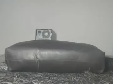 ChloeDevine – webcam model profile photo Image 2