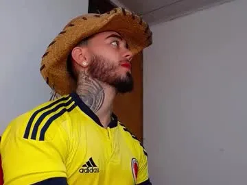 DanielaLorens – webcam model profile photo Image 12