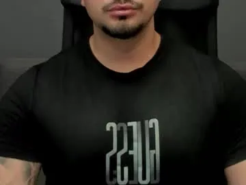 otouhu76 – webcam model profile photo Image 13