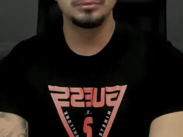 otouhu76 – webcam model profile photo Image 9