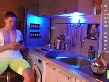 KellyBroke – webcam model profile photo Image 14