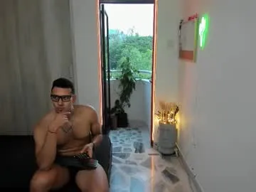 Live with TianaJohnsson on FliCam Image 18