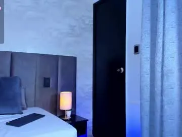 paroncho – webcam model profile photo Image 3