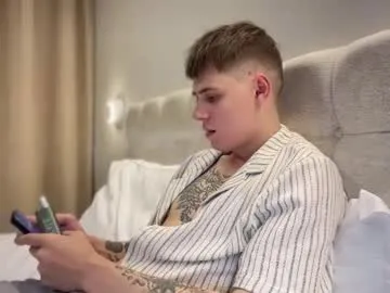 CarinaEstrada – webcam model profile photo Image 2