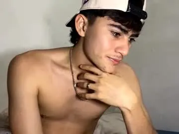 KiaraRouge – webcam model profile photo Image 18