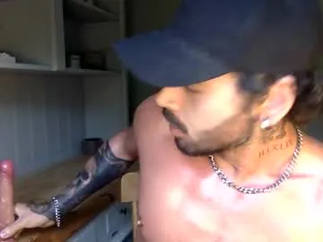 KarolRusso – webcam model profile photo Image 9