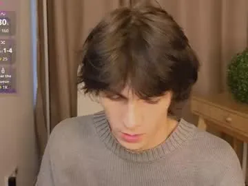 kai101010 – webcam model profile photo Image 3