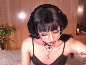 Scarlett – webcam model profile photo Image 2
