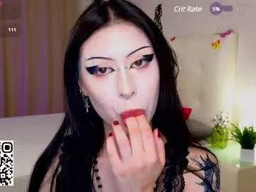 CarolineP – webcam model profile photo Image 2