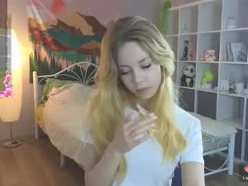 CamilaAlzate – webcam model profile photo Image 8