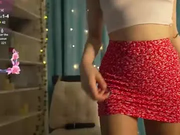 KimKelly13 – webcam model profile photo Image 12