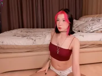 KimKelly13 – webcam model profile photo Image 9