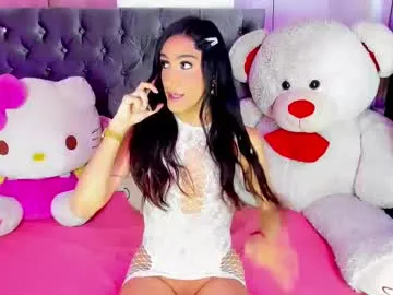 sweet_reverie – webcam model profile photo Image 11