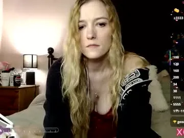 KimAvery – webcam model profile photo Image 10