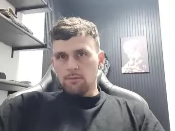 LinaParadise – webcam model profile photo Image 7