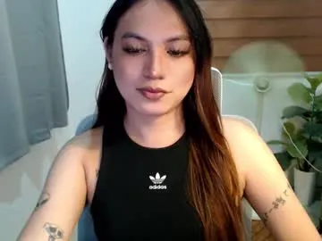 MoniLing – webcam model profile photo Image 8