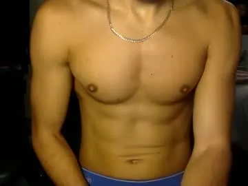 Live with AlaskaRoss on FliCam Image 9