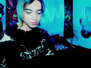 raymondmont – webcam model profile photo Image 12