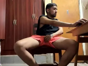 RoxieHart_x – webcam model profile photo Image 17