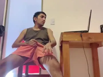 RoxieHart_x – webcam model profile photo Image 2