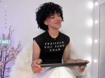 LeidysHaddid – webcam model profile photo Image 4