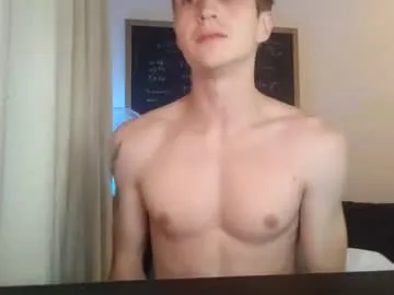 lucian_davi – webcam model profile photo Image 3