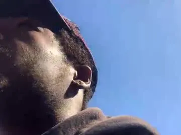 otouhu76 – webcam model profile photo Image 6