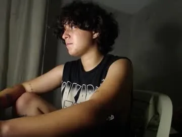 LunaKrismas – webcam model profile photo Image 7