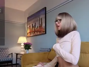 MelissaGolden – webcam model profile photo Image 2