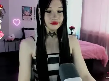 ErzabelLew – webcam model profile photo Image 2