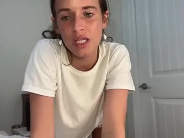 FitnessBunny – webcam model profile photo Image 6