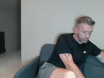 imSkyxrated – webcam model profile photo Image 2