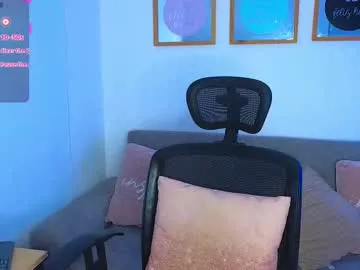 courtney981 – webcam model profile photo Image 13