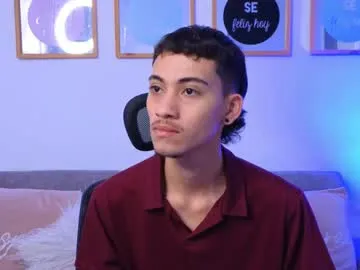 courtney981 – webcam model profile photo Image 3