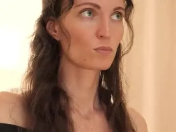 ZeyneJohnson – webcam model profile photo Image 10