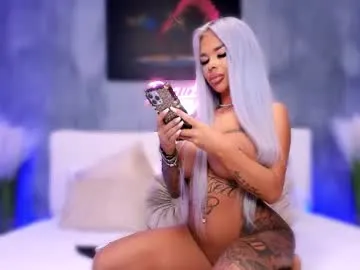 Allure_goldennX – webcam model profile photo Image 11