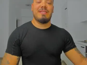 Lotie_Cox – webcam model profile photo Image 12