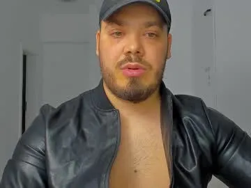 Lotie_Cox – webcam model profile photo Image 3