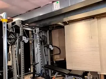 Live with LEEZIE on FliCam Image 9