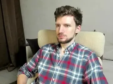 JuliaRichard – webcam model profile photo Image 3