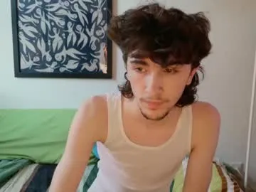 otouhu76 – webcam model profile photo Image 3