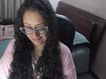 SandiSquirts – webcam model profile photo Image 6