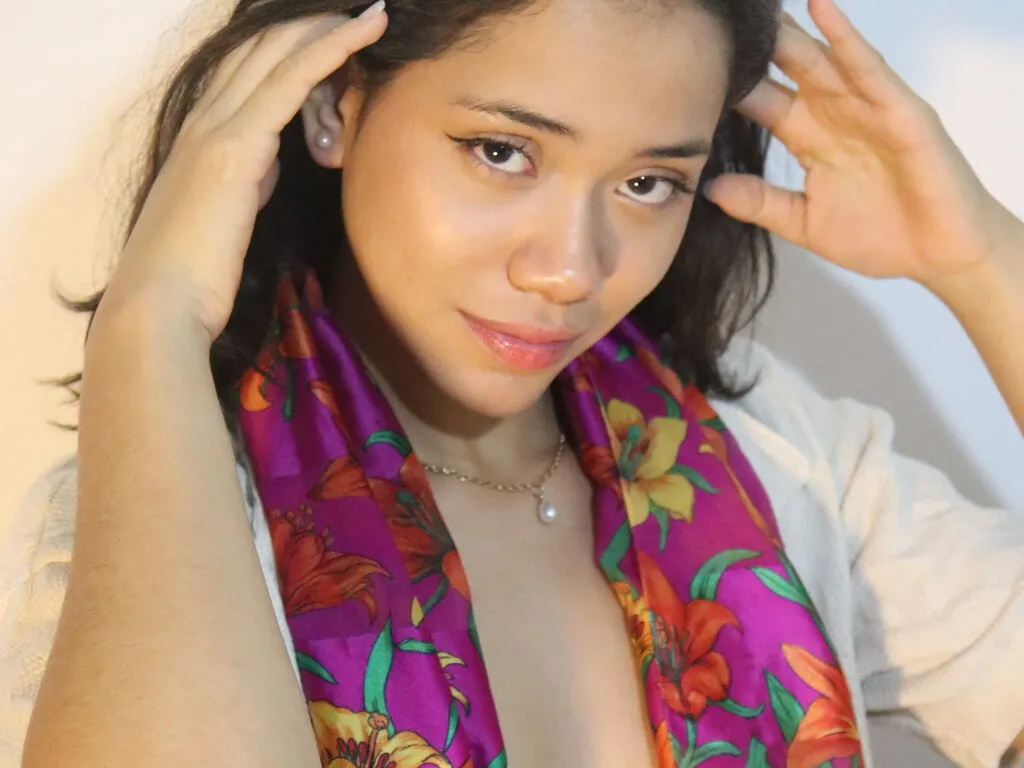 LizzyRengoku – webcam model profile photo