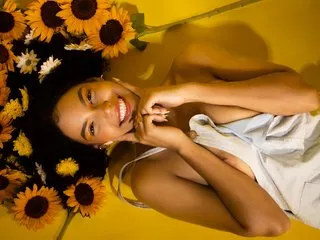 VictoriaHeller – webcam model profile photo Image 3