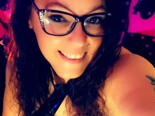 LucyxRios – webcam model profile photo Image 2